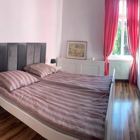 Apartamento Kamienica Chorzów Exterior foto